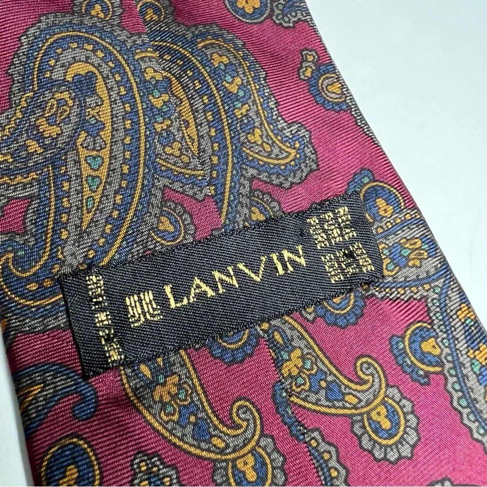 Lanvin 100% Silk Red Paisley Necktie Tie Preppy Academia Wall Street Classic
